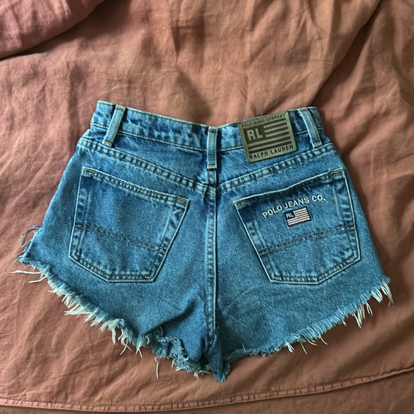 Vintage Ralph Lauren cut off Jean shorts - Picture 2 of 4
